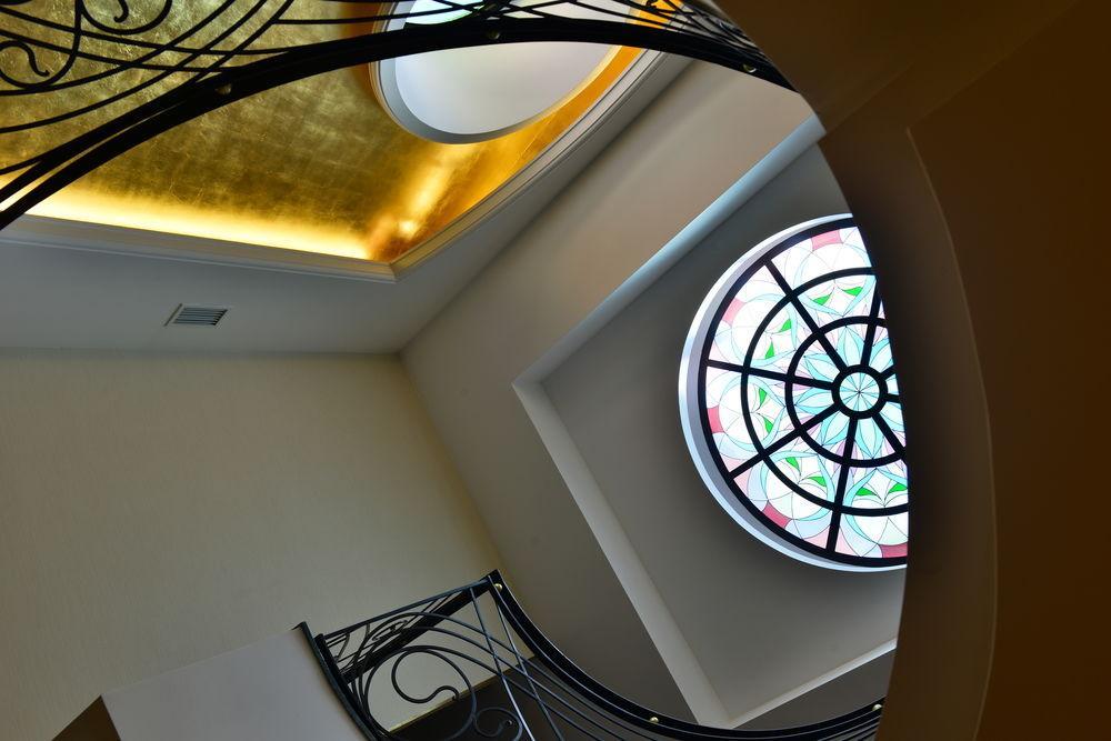 Warwick Otel 4*