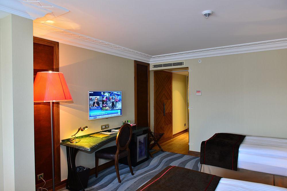 Warwick 4* Ankara