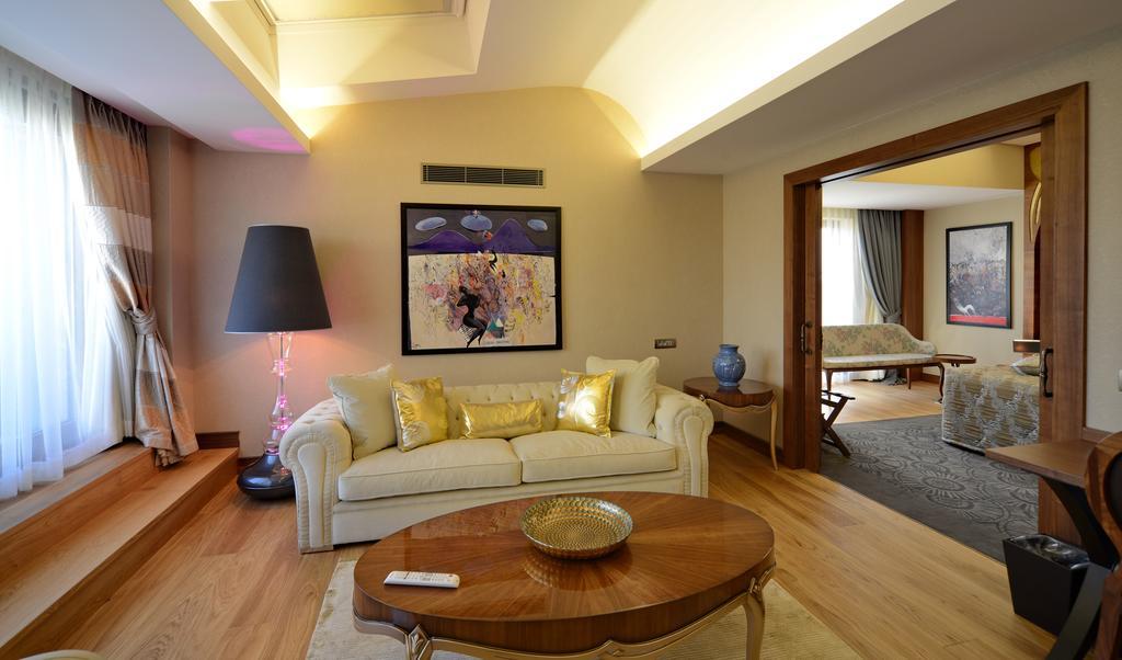 Warwick Otel 4*