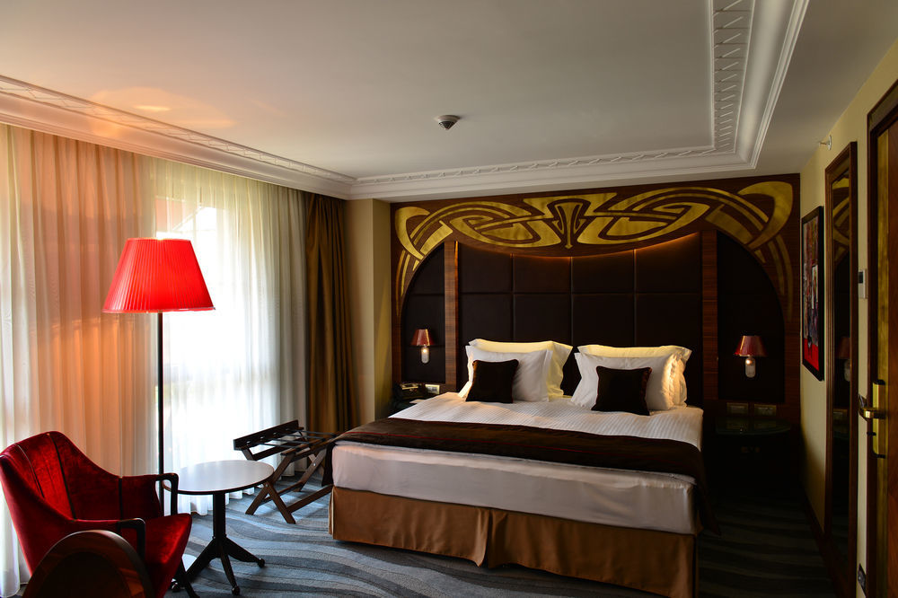 Otel Warwick 4*